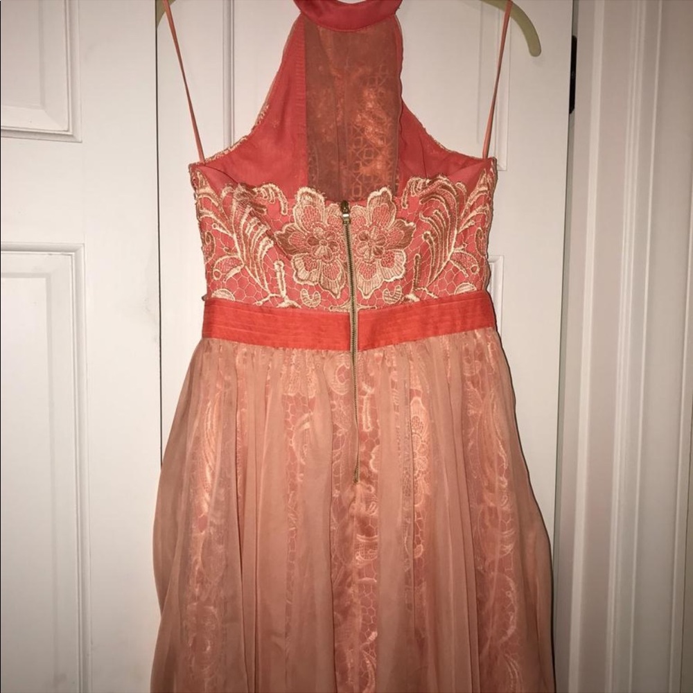 Dress - Picture 4 of 7