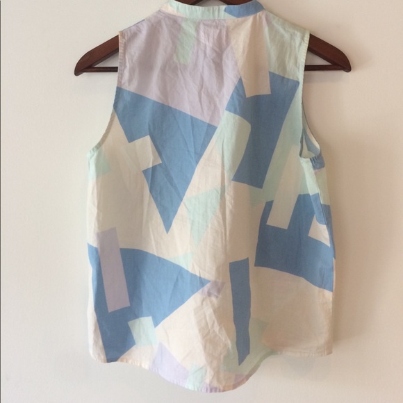 Lifetime Collective Women's button up tank - Picture 2 of 3