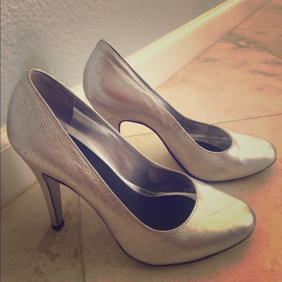 Jessica Simpson High Heels - Picture 1 of 4