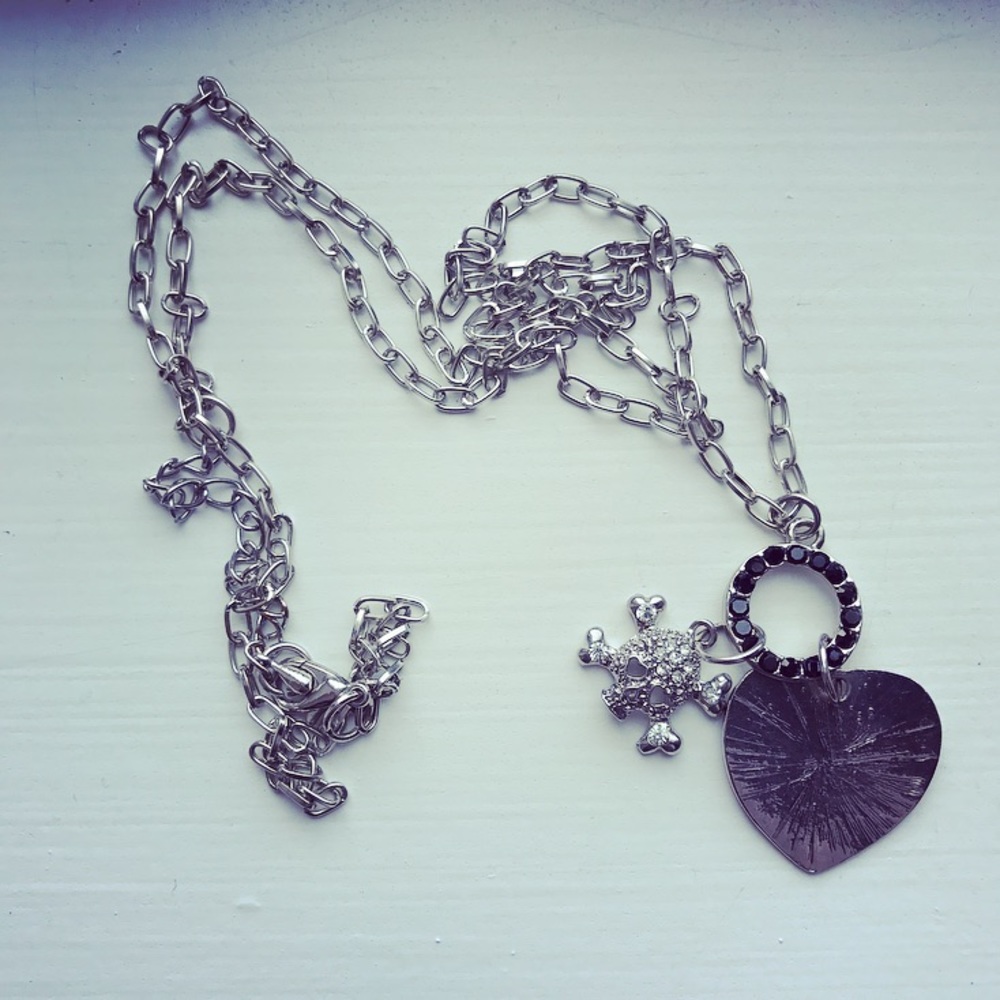Silver skull & heart long chain necklace