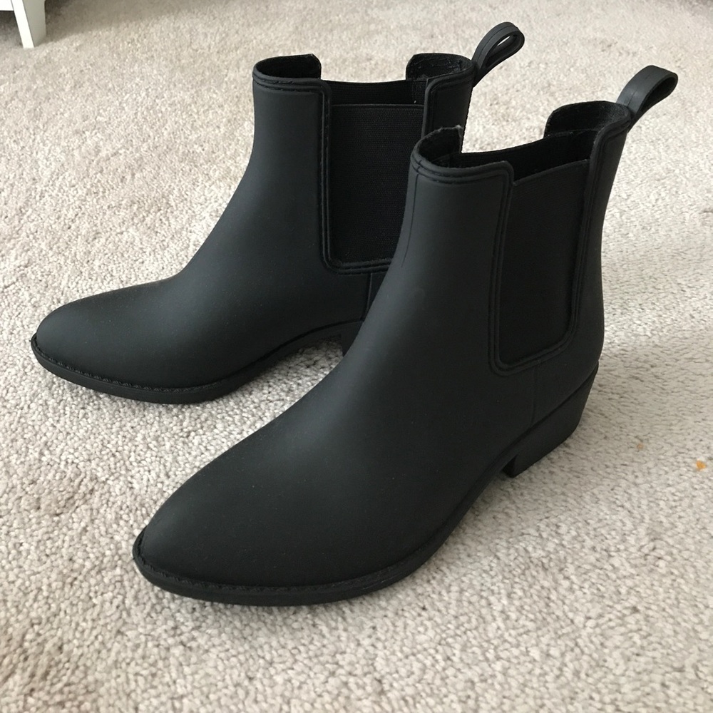Ankle Rainboots