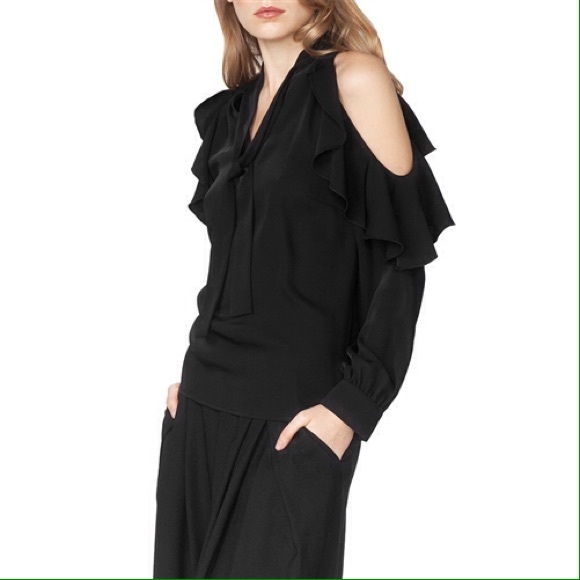 Gracia Ruffle Sleeve Top - Picture 2 of 4