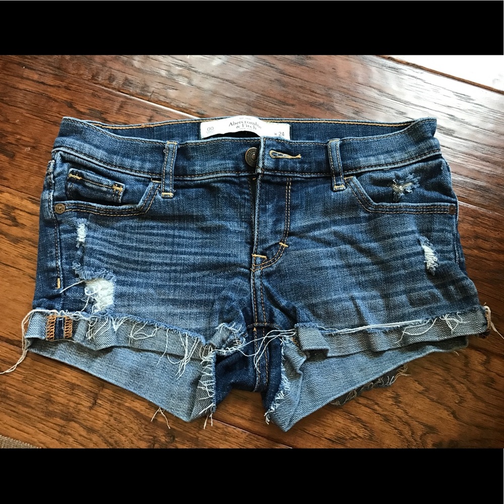 Abercrombie and fitch demon shorts