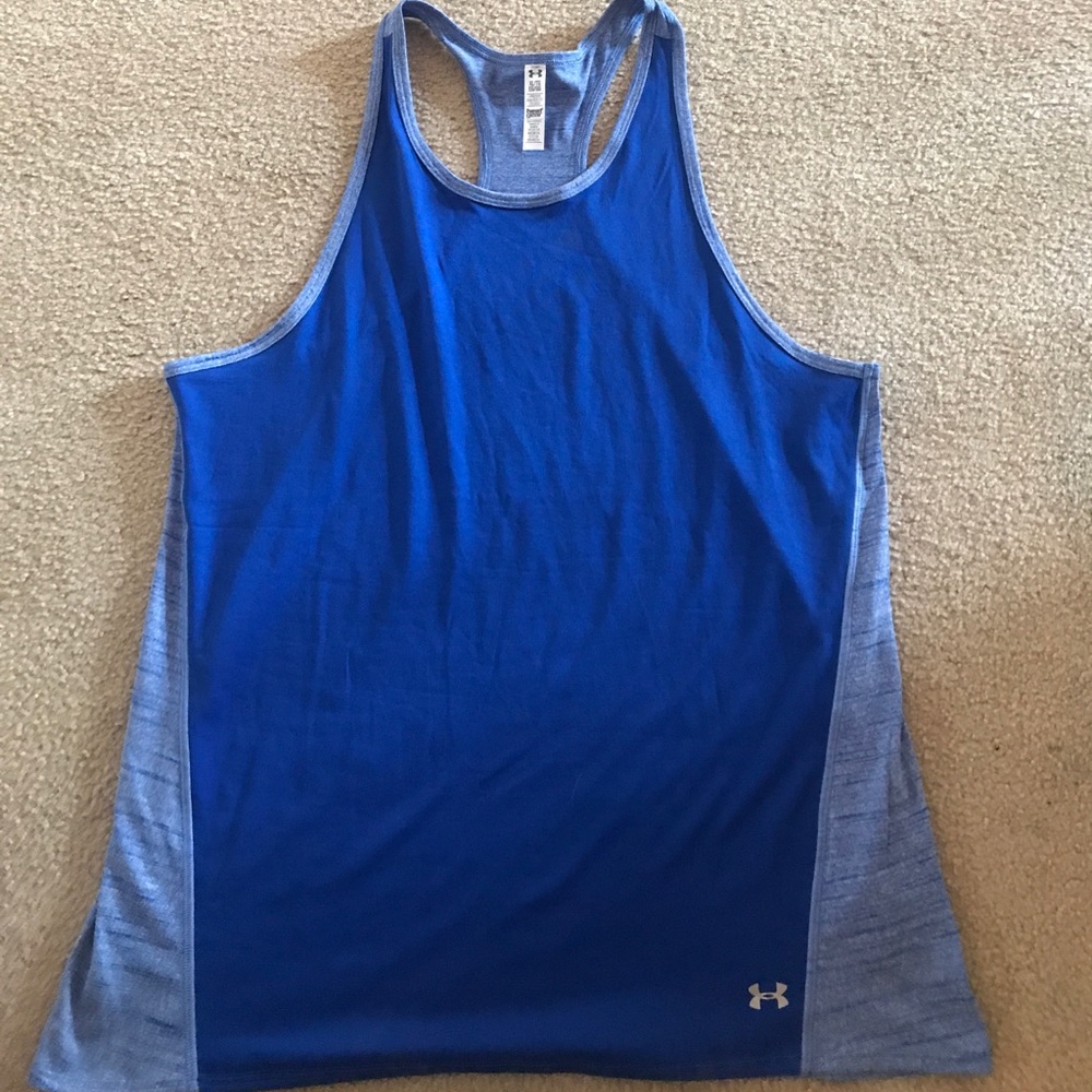 NEVER WORN UNDERARMOUR TANKTOP