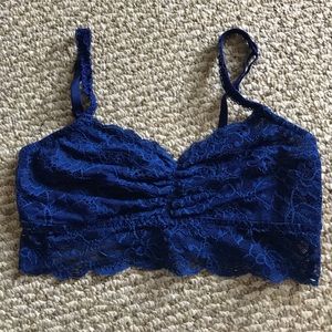 VICTORIA SECRET BRALETTE