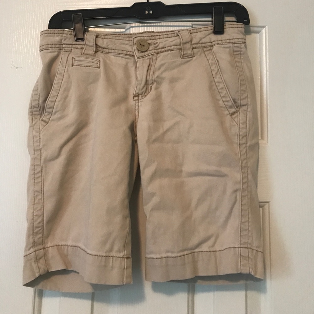 bermuda shorts