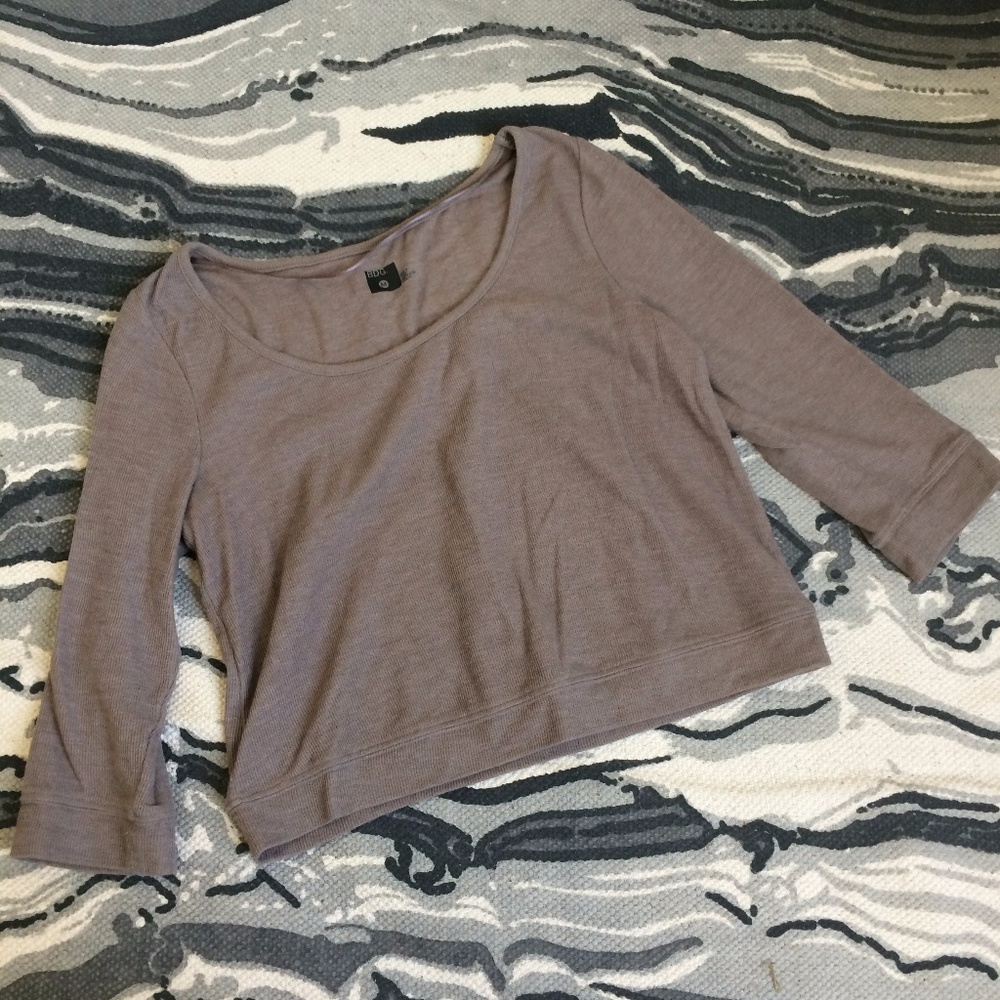 UO brown 3/4 length sleeves crop top M