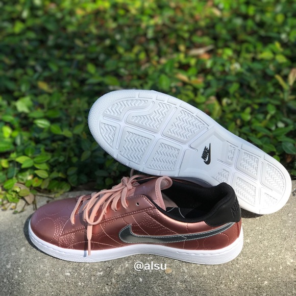 Tennis Classic Ultra LOTS QS Metallic Rose WMNS - Picture 6 of 8