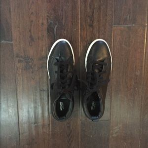 Black Mossimo lace up sneakers.