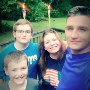 Meet your Posher, Robyn