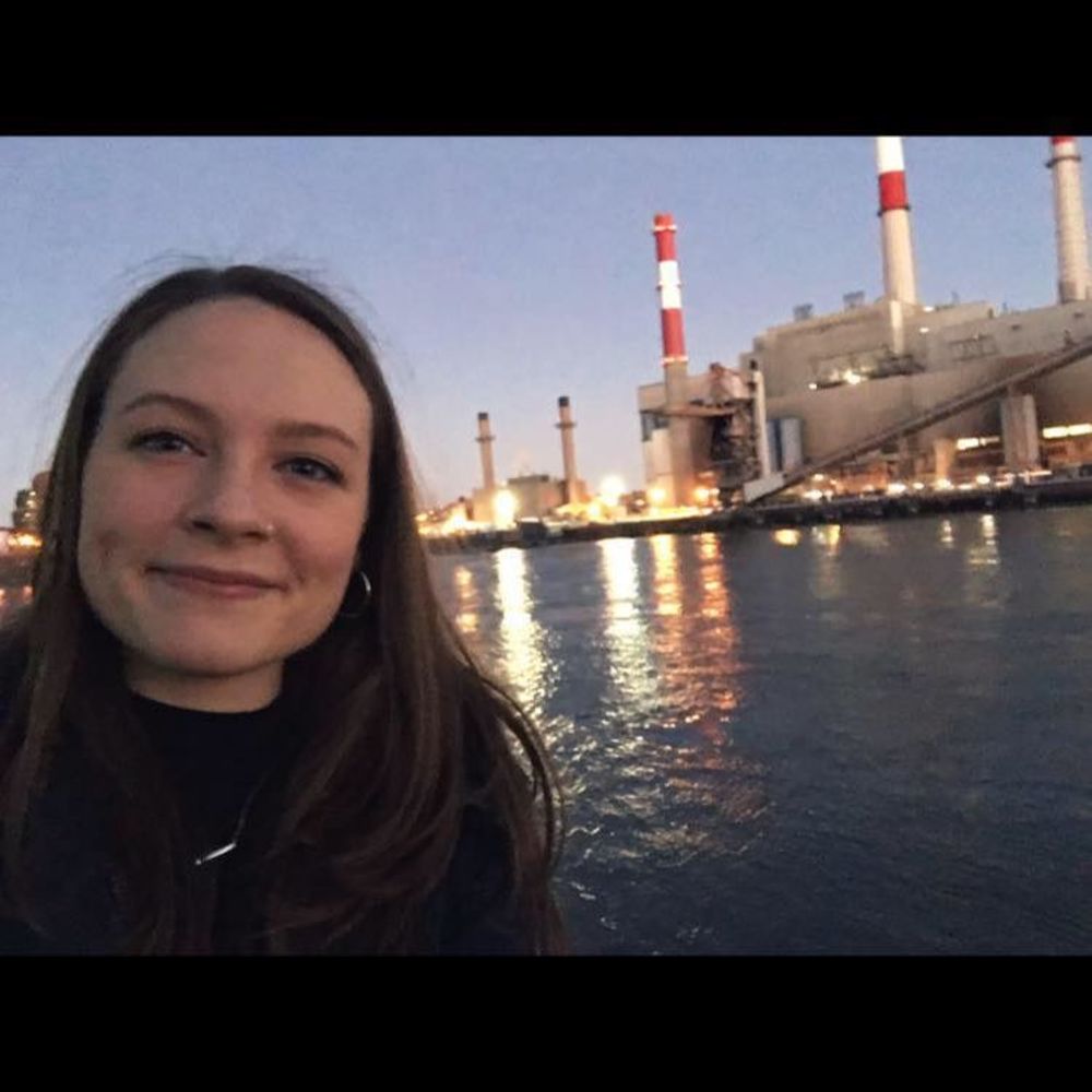 Meet your Posher, Stephanie