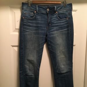 AEO crop jeans size 10