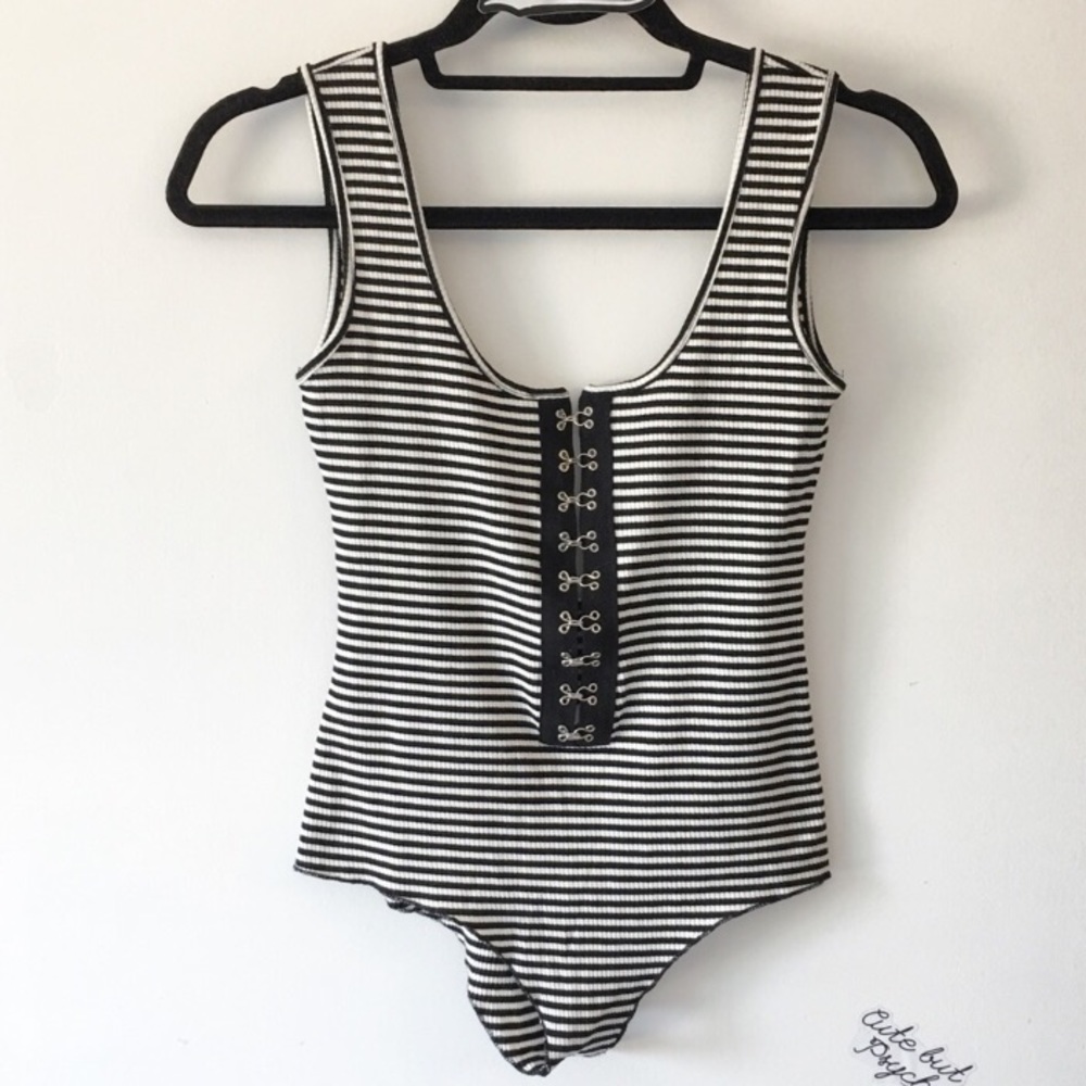 BNWT LF Emma & Sam Bodysuit