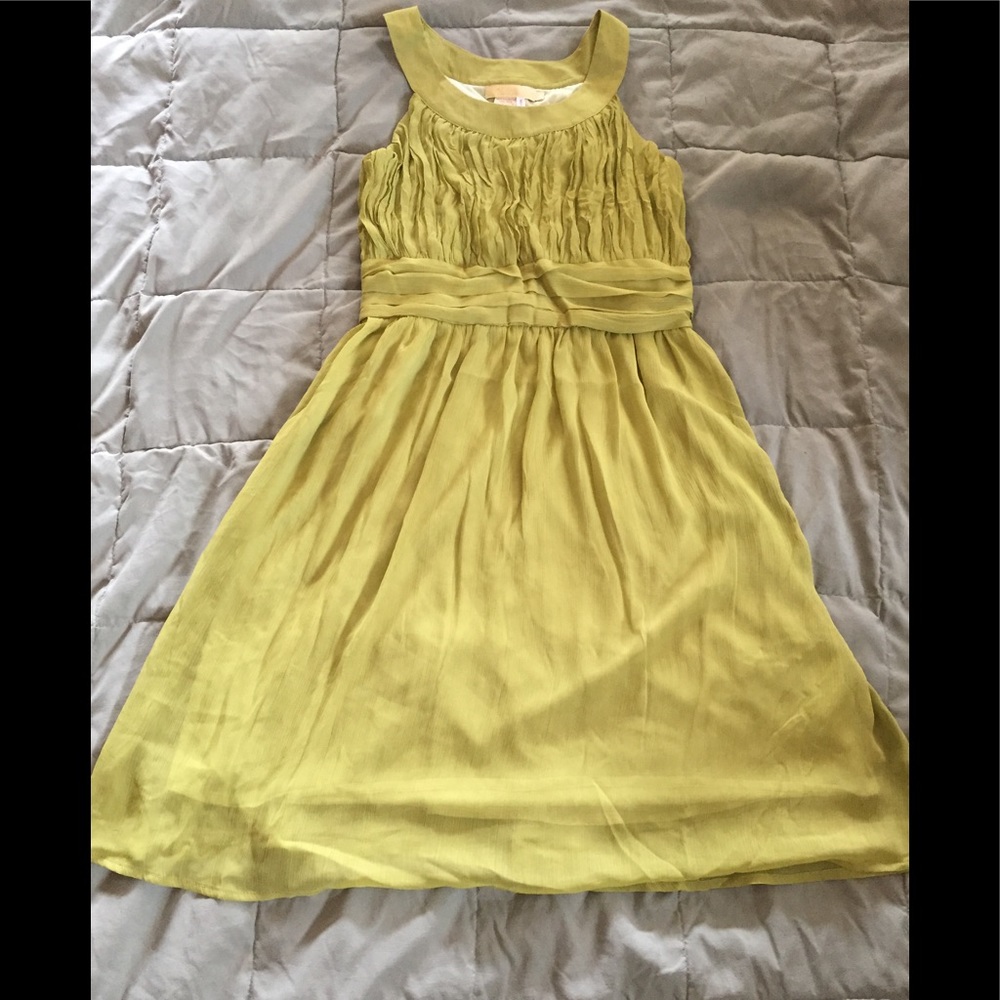 Super cute Michael K dress 👗 Sage green