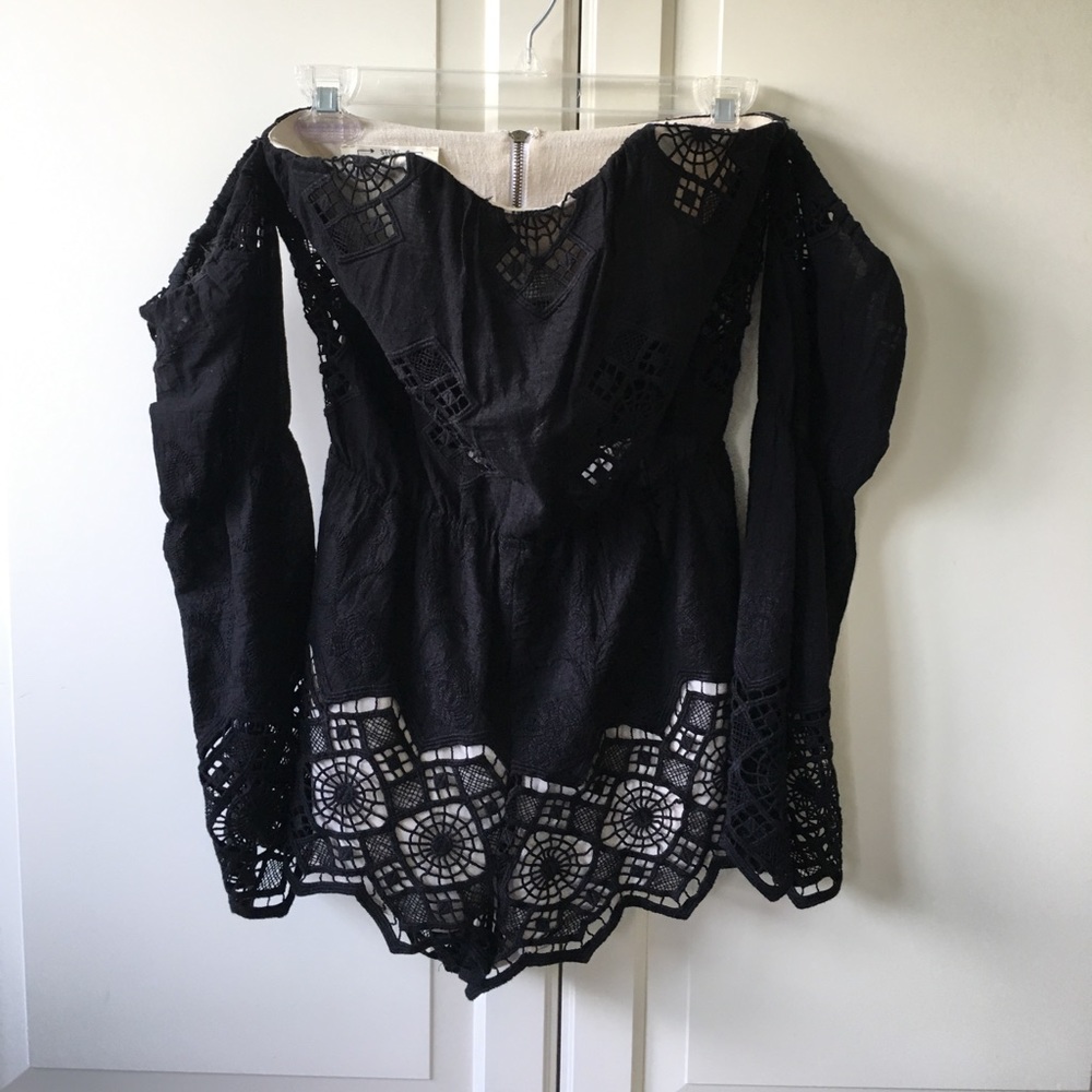Stone Cold Fox Aden Romper - Picture 2 of 6