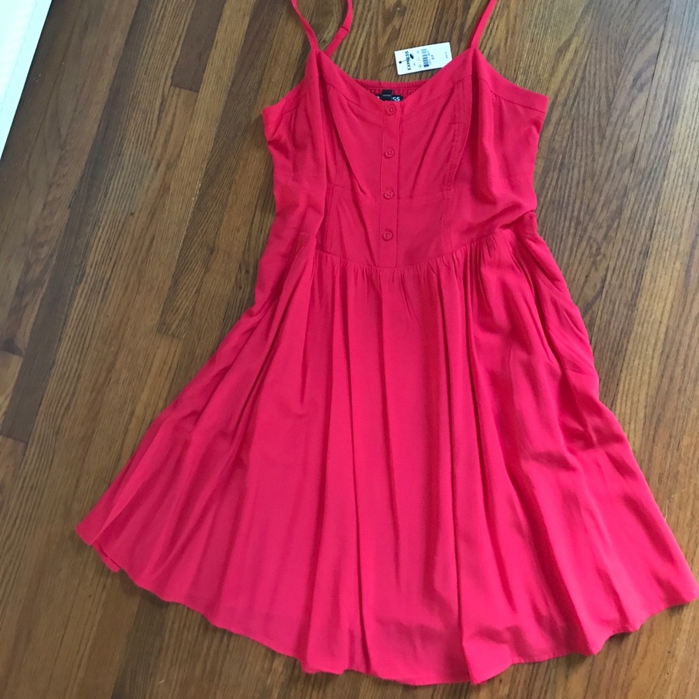 Red Express Dress: Size small