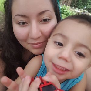 Meet your Posher, Leticia