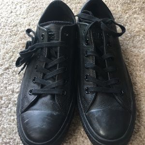 Converse all black leather women's sz8.5
