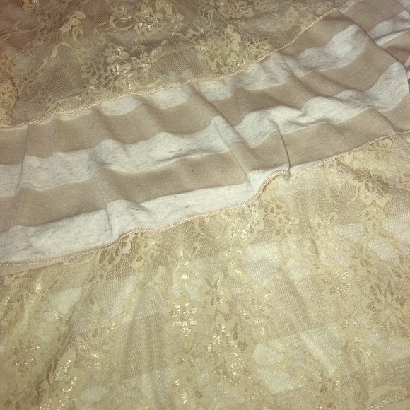 SOLD! White and Oatmeal Lace and Striped Tank🌻 - Picture 3 of 4