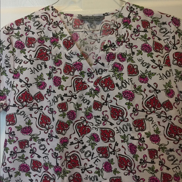 Scrub Top - Picture 3 of 4