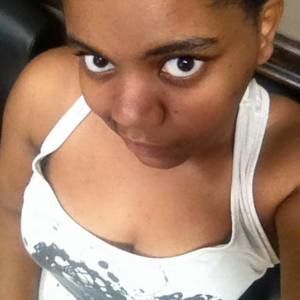 Meet your Posher, Casandra