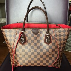 Louis Vuitton Caissa Mm