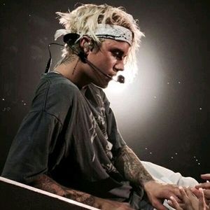 Meet your Posher, Afton