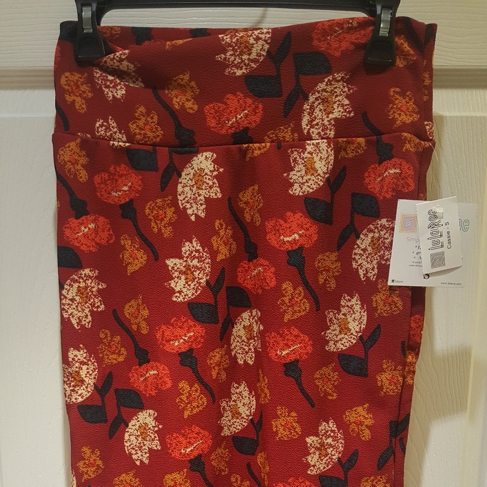 NWT SM LLR floral Cassie skirt - Picture 1 of 2