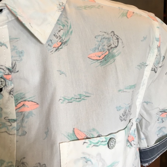 NWT Free Planet Surfer Button Down Shirt - Picture 3 of 7