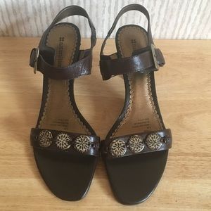 🚨SALE🚨 👠NWOT👠 Naturalizer Sandals