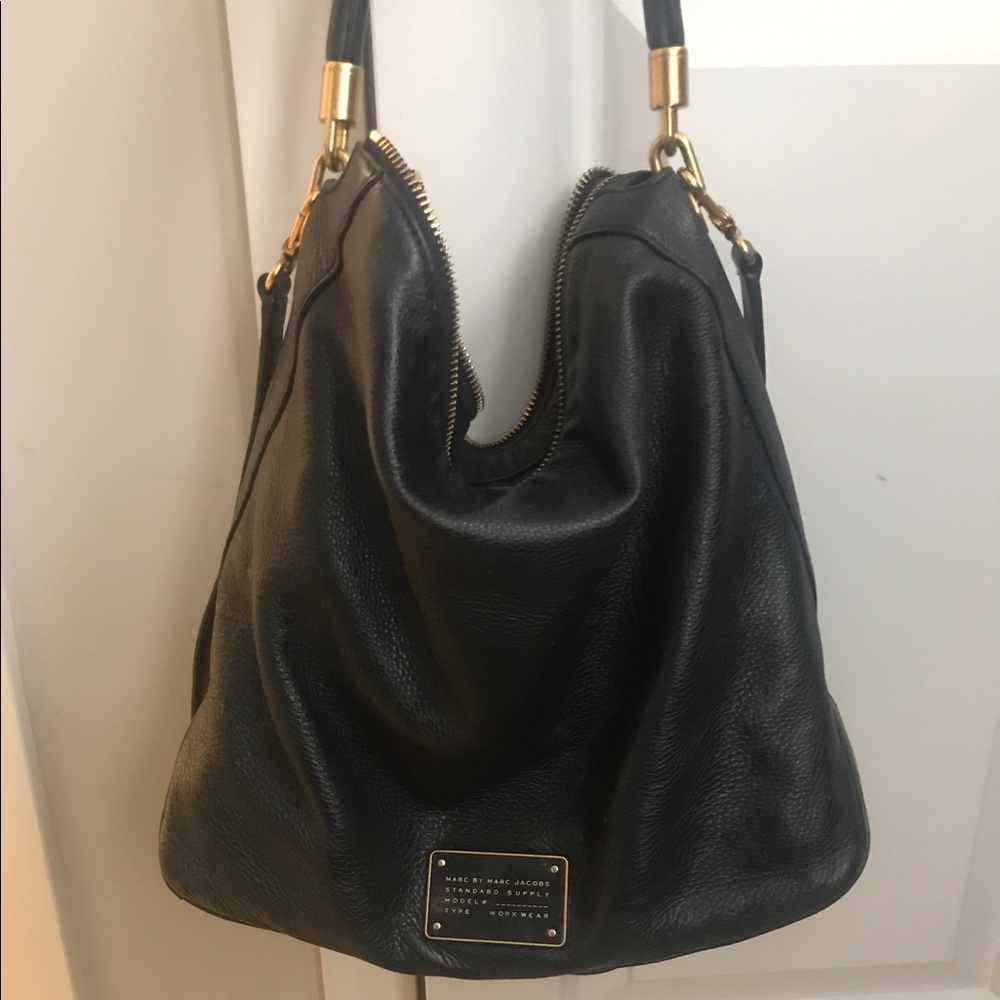 Black hobo purse