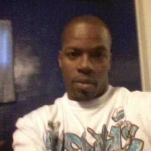 Meet your Posher, Chey tee