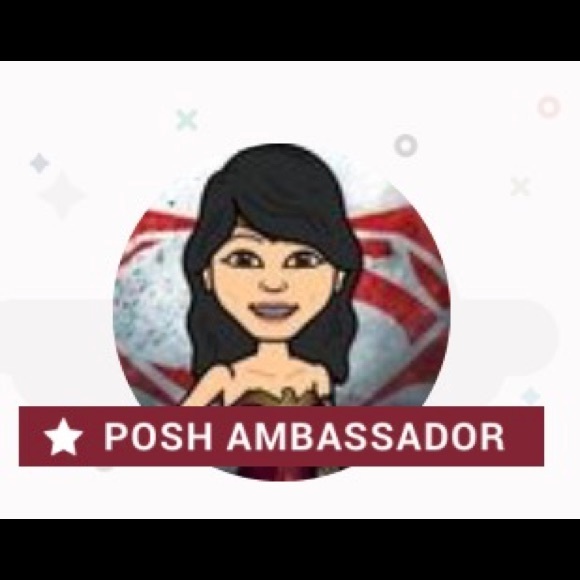 ๐Thrilled to be Posh Ambassador T! - Picture 2 of 2
