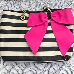 Betsey Johnson bow stripe purse!