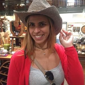 Meet your Posher, Jana