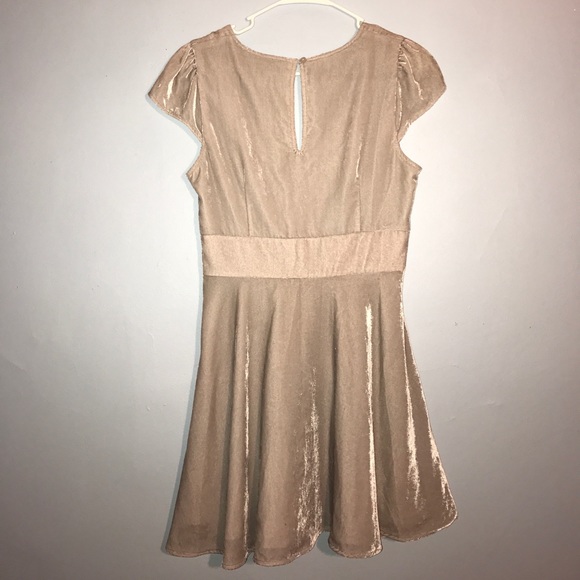 Jack Wills light grey velvet dress - Picture 2 of 4