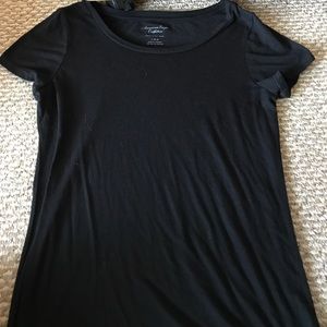Incredibly soft and basic AE black tee