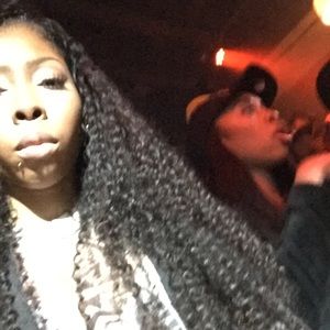 Meet your Posher, Deon