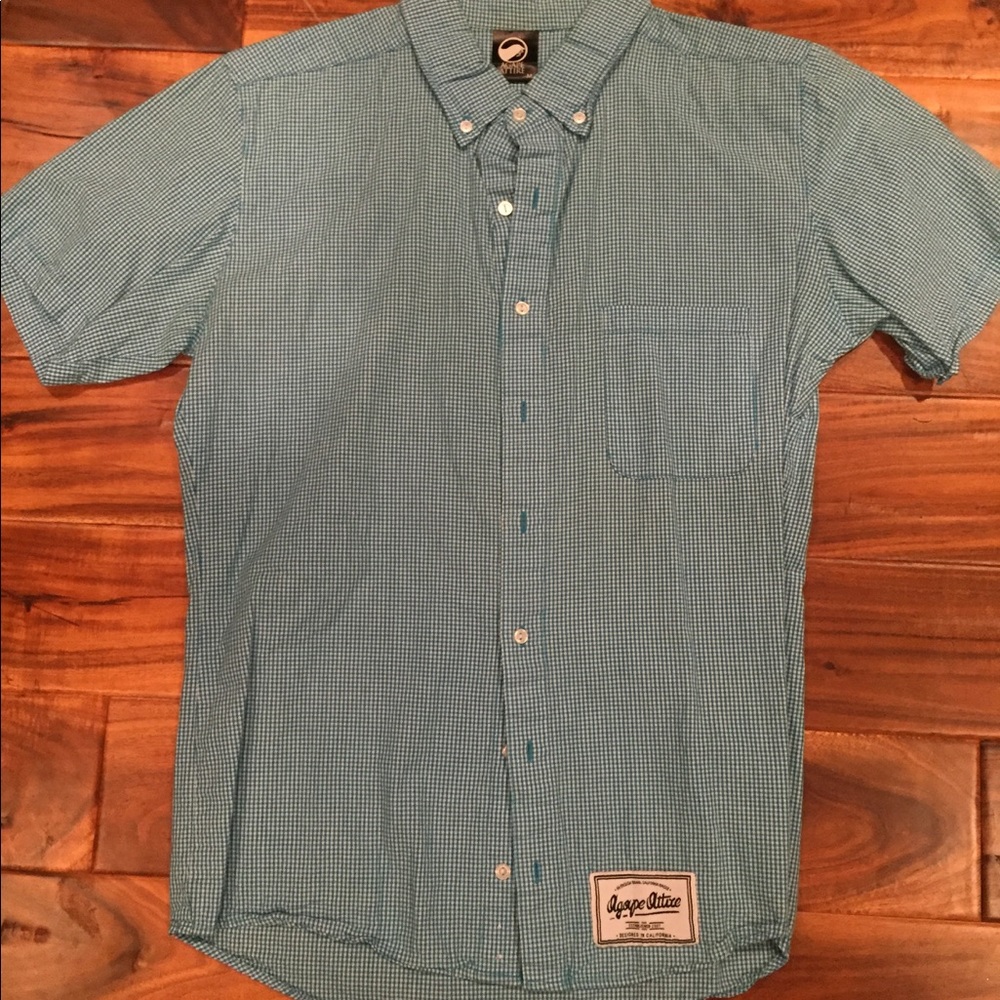 Men's gingham blue shirt sleeve