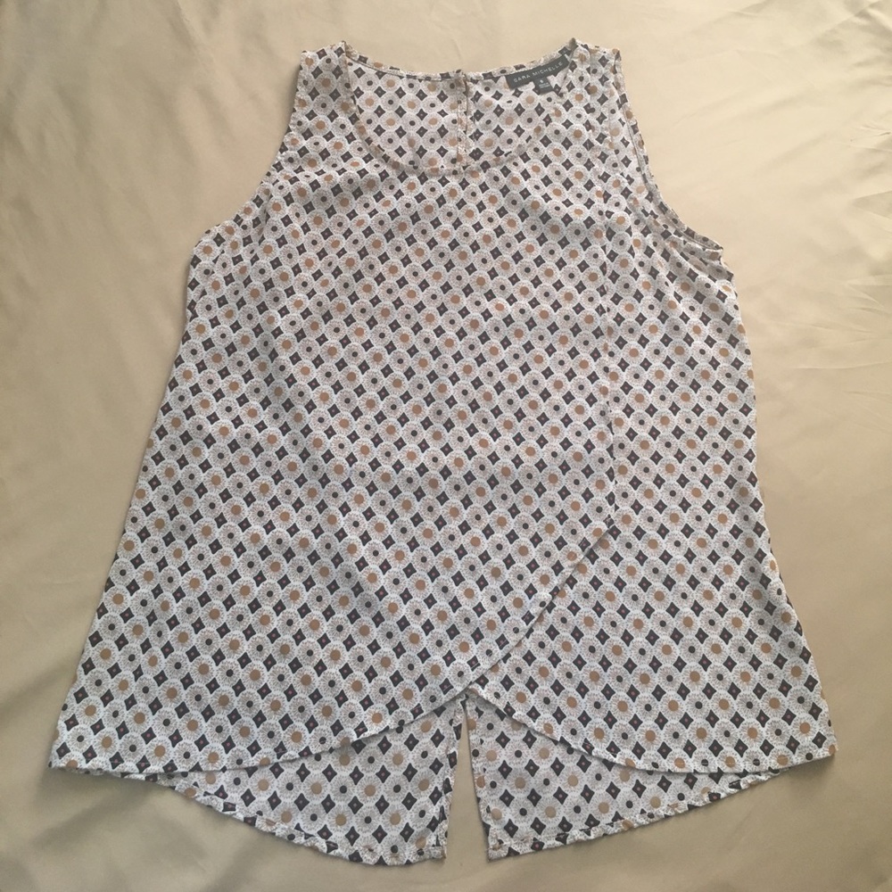 🌹Tan and Black Business Attire Top🌹