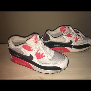 NIKE AIR MAX SHOES women👟