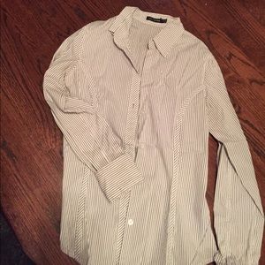 The limited button down