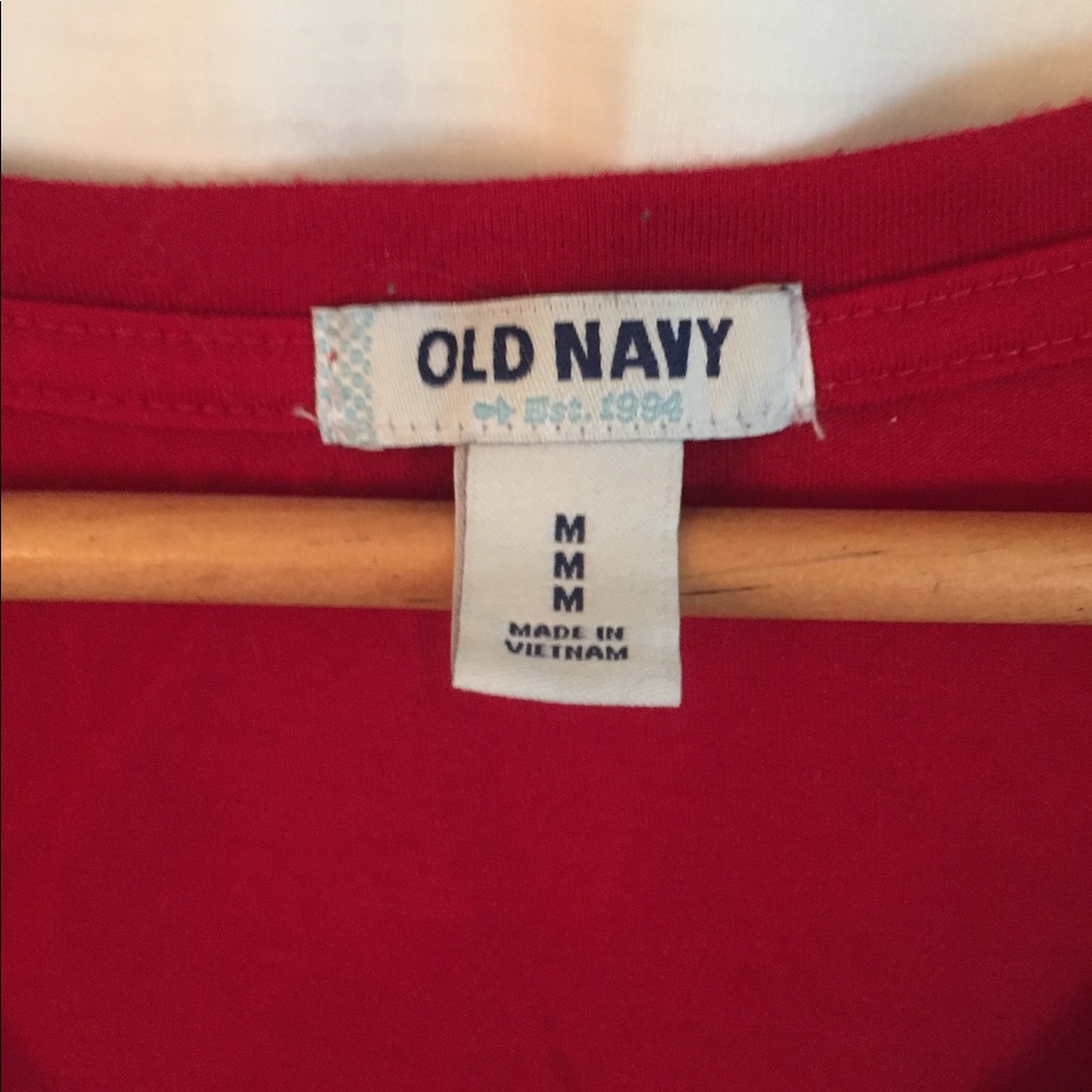 Old Navy top. Red with hearts. Size Medium. - Picture 2 of 3