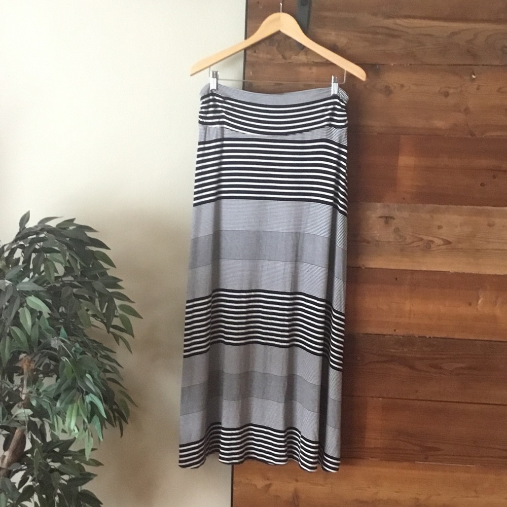 Merona Black/White Maxi Skirt