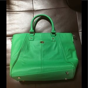 Thirty One Diamond District Gatsby's Green.