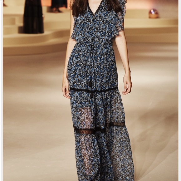 Elie Tahari Dresses & Skirts - Elie Tahari maxi
