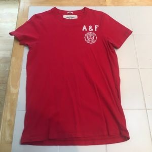 Short sleeve men's tshirt.