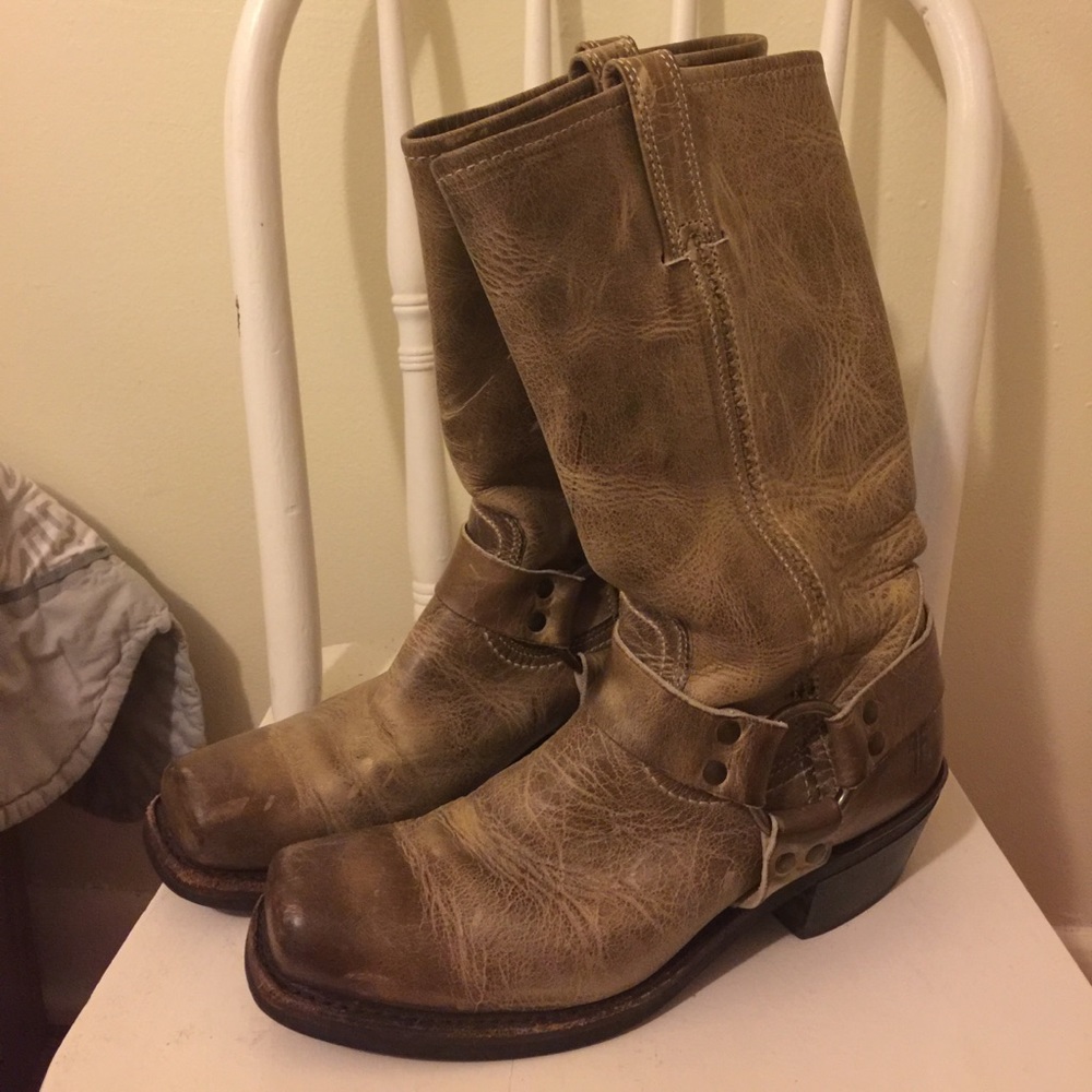Frye Harness