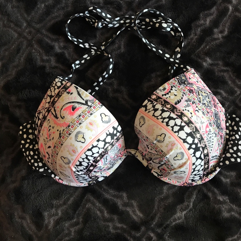 Victoria's Secret bikini top!
