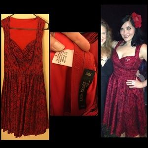 Grace flocked dress - Vintage Inspo